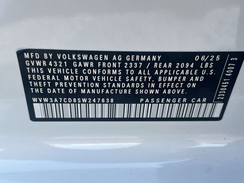 New 2025 Volkswagen GTI SE image 33