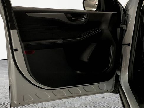 Used 2025 Ford Escape Active FWD image 19
