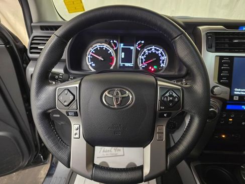 Used 2024 Toyota 4Runner Limited AWD/4WD image 19