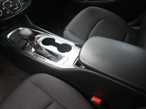 Used 2021 Chevrolet Malibu RS image 30