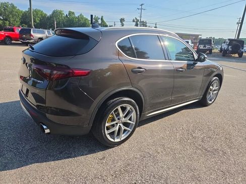 Used 2018 Alfa Romeo Stelvio Ti Lusso AWD/4WD image 5