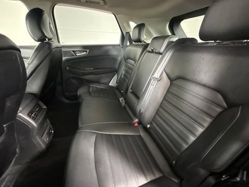 Used 2019 Ford Edge SEL w/ Equipment Group 201A AWD/4WD image 28