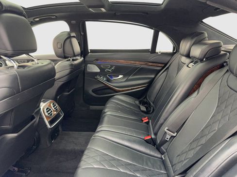 Used 2014 Mercedes-Benz S 550 Sedan w/ Sport Package image 36