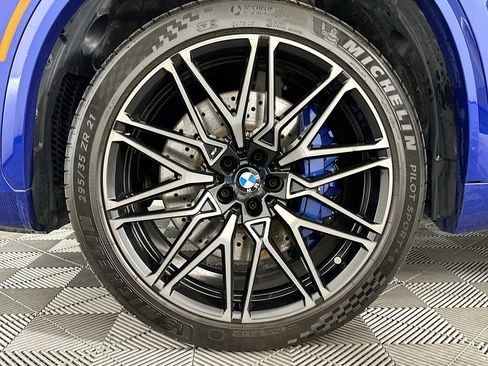 Used 2025 BMW X5 M Competition w/ Executive Package image 35