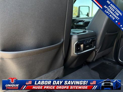 Used 2024 Chevrolet Silverado 2500 LTZ w/ LTZ Convenience Package AWD/4WD image 26
