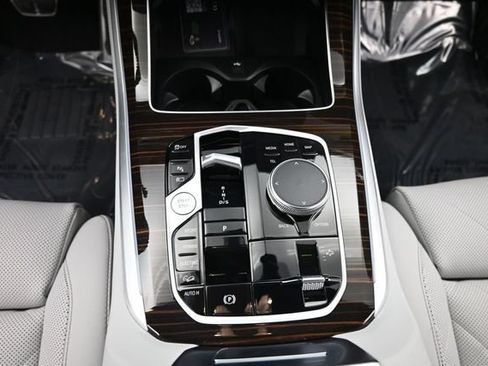 New 2026 BMW X5 xDrive50e w/ M Sport Package AWD/4WD image 16