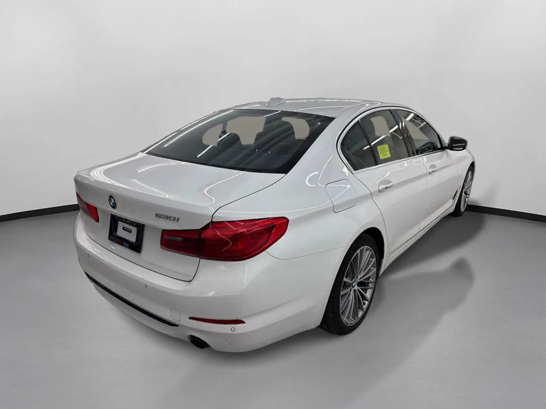 Used 2018 BMW 530i RWD image 10