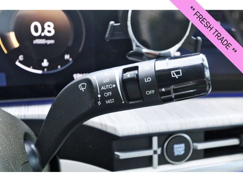 Certified 2025 Hyundai Santa Fe Calligraphy FWD image 21