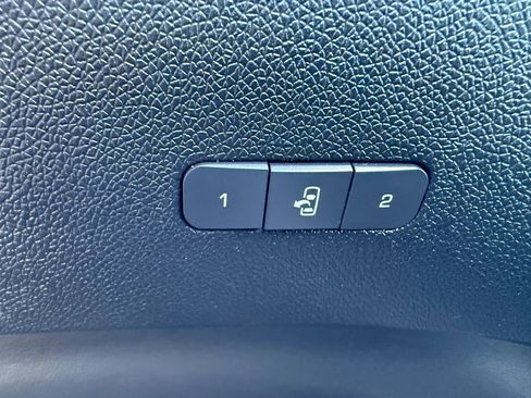 Used 2007 GMC Acadia SLT w/ Trailering Package image 9