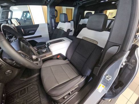 New 2025 GMC Hummer EV 2X AWD/4WD image 3