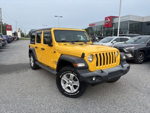 Used 2018 Jeep Wrangler Unlimited Sport S AWD/4WD image 15