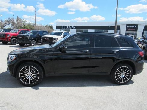 Used 2022 Mercedes-Benz GLC 300 4MATIC image 4