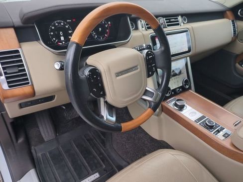 Used 2019 Land Rover Range Rover HSE image 7
