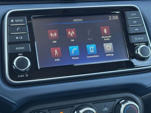 Used 2025 Nissan Versa SV image 20