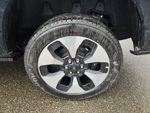 New 2025 Ford F150 Lightning Platinum image 8