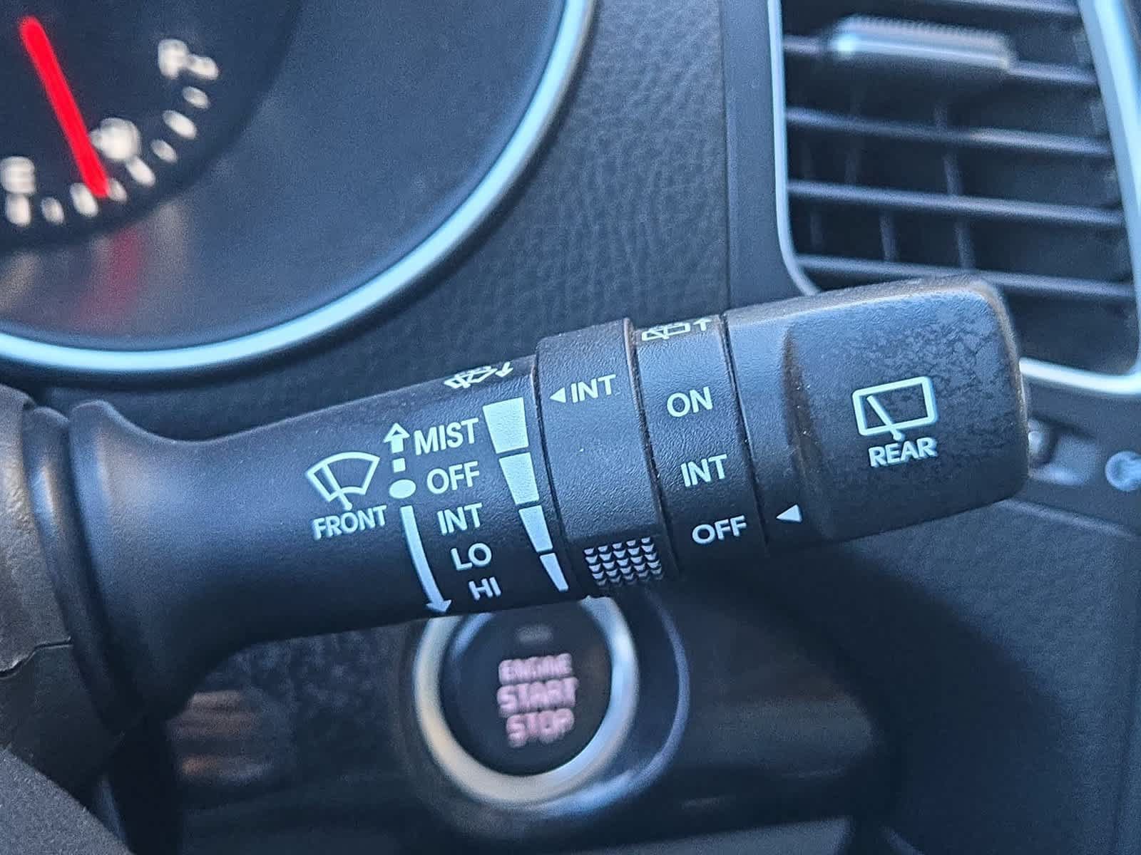 Used 2014 Kia Sorento SX w/ 3rd Row Package FWD image 26