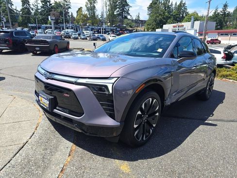 Used 2024 Chevrolet Blazer EV RS AWD/4WD image 3