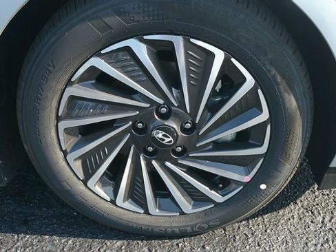 Certified 2025 Hyundai Sonata Limited image 26