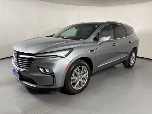 Certified 2023 Buick Enclave Premium w/ Experience Buick Package FWD image 5