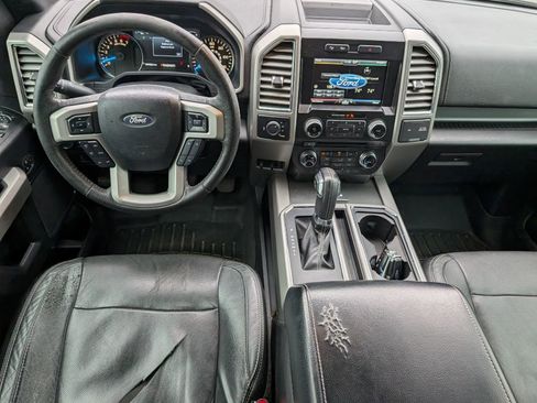 Used 2015 Ford F150 Lariat image 8