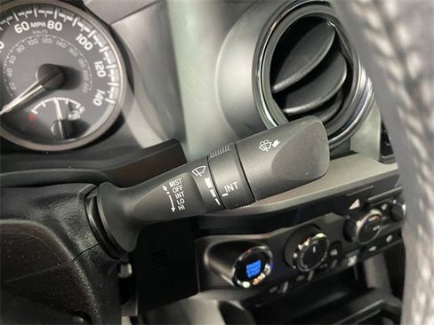 Used 2023 Toyota Tacoma TRD Sport image 13