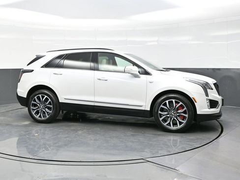 New 2025 Cadillac XT5 Sportv w/ Technology Package image 8