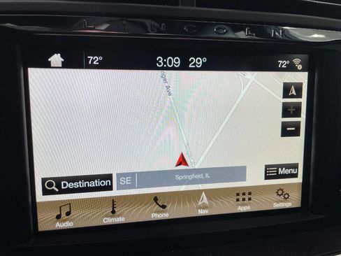 Used 2018 Lincoln Continental Reserve image 34