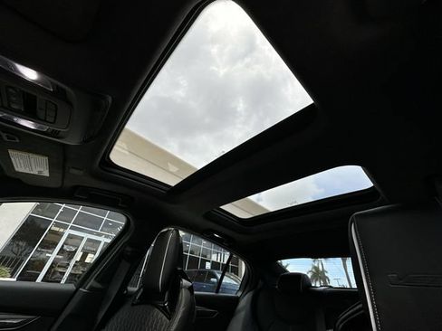 Certified 2022 Cadillac CT5 V Blackwing w/ Carbon Fiber Package 2 RWD image 30