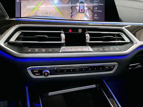 Used 2020 BMW X7 xDrive40i w/ Premium Package image 35