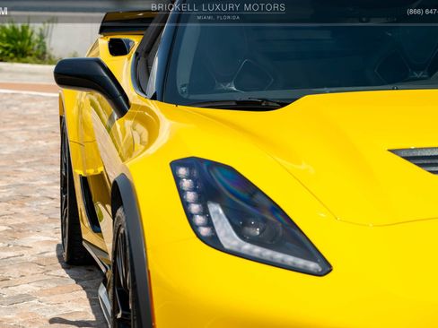Used 2015 Chevrolet Corvette Z06 w/ 3LZ Preferred Equipment Group RWD image 53