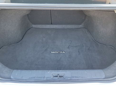 Used 2024 Nissan Sentra SV image 23