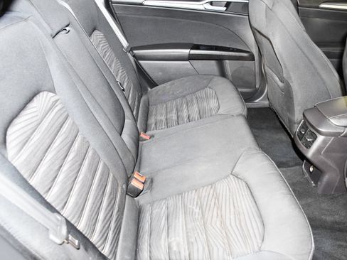 Used 2016 Ford Fusion SE FWD image 43