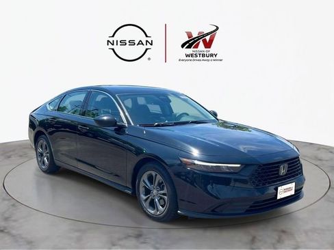 Used 2023 Honda Accord EX image 1