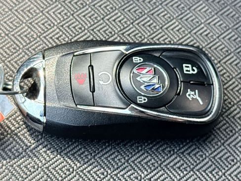 Used 2023 Buick Encore GX Select w/ Sport Touring Package FWD image 28