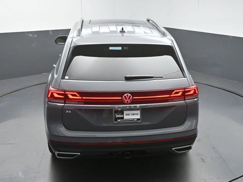 New 2026 Volkswagen Atlas SE FWD image 46