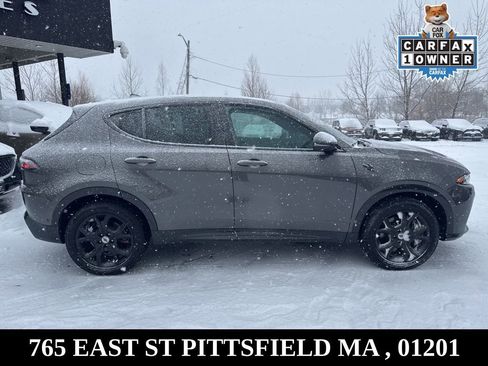 Used 2024 Dodge Hornet R/T w/ Tech Pack w/o Parking image 8