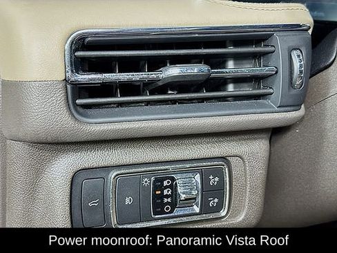 Used 2021 Lincoln Corsair Reserve w/ Equipment Group 201A image 19