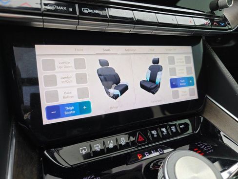 Used 2022 Jeep Grand Wagoneer Series I w/ HD Trailer Tow Package image 36