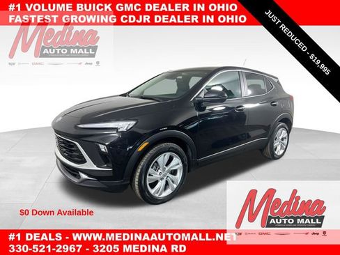 Used 2024 Buick Encore GX Preferred FWD image 1
