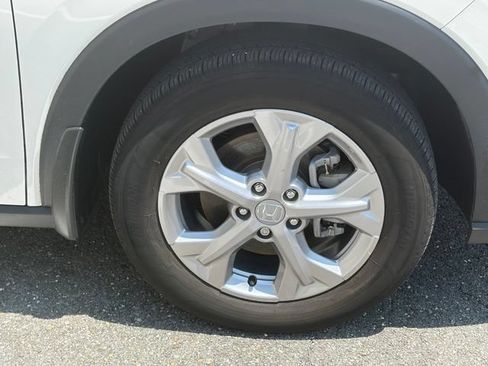 Certified 2025 Honda HR-V LX image 10