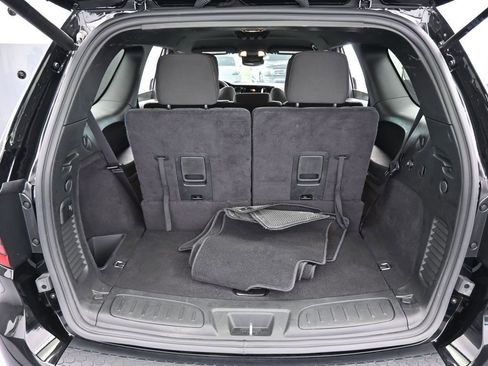 Used 2024 Dodge Durango GT image 41