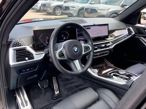 Used 2024 BMW X5 sDrive40i w/ M Sport Package RWD image 18