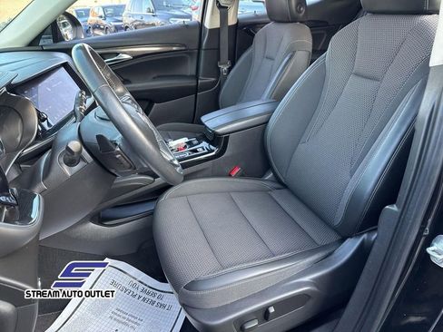 Used 2022 Buick Envision Preferred FWD image 17