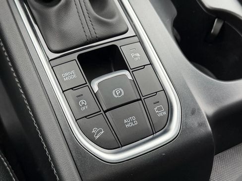 Used 2020 Hyundai Santa Fe Limited image 24