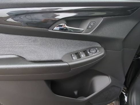 New 2026 Chevrolet TrailBlazer LT w/ LT Cold Weather Package FWD image 11