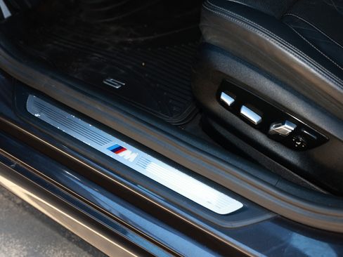 Used 2017 BMW 540i xDrive image 51