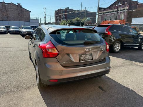 Used 2013 Ford Focus SE FWD image 4