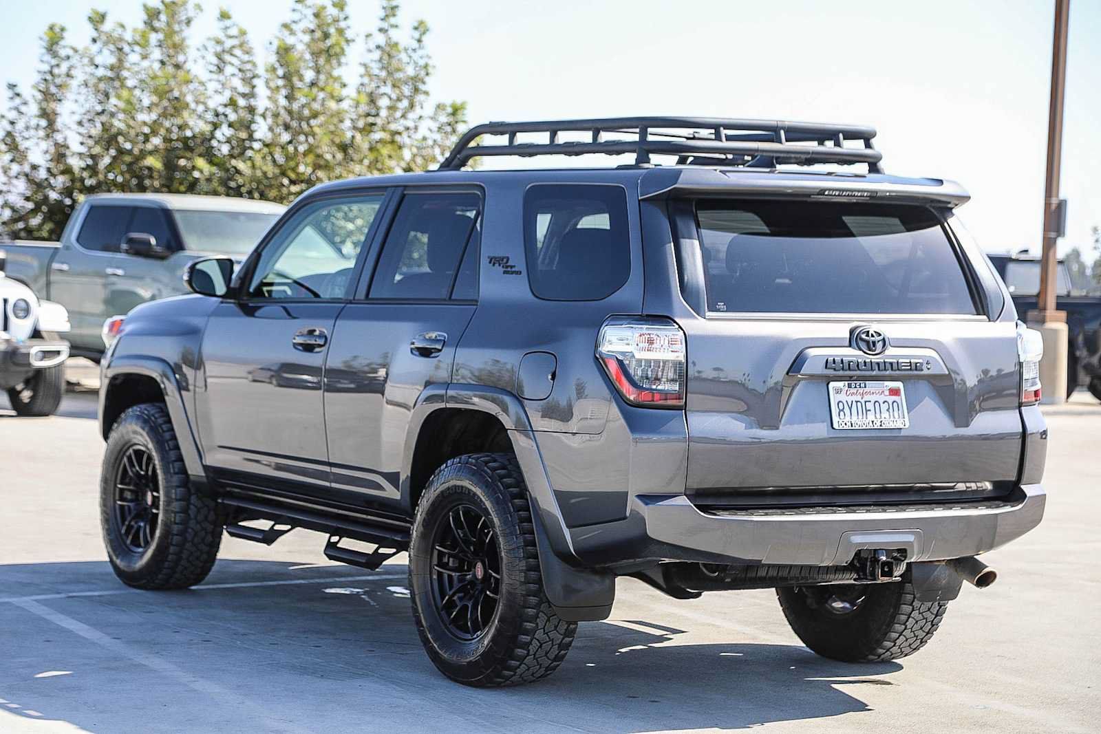 Certified 2021 Toyota 4Runner SR5 Premium w/ Moonroof Package AWD/4WD image 8