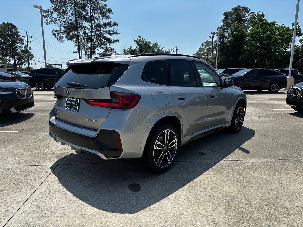 New 2026 BMW X1 xDrive28i w/ M Sport Package AWD/4WD image 5
