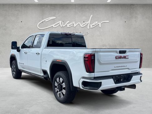 Used 2024 GMC Sierra 2500 Denali w/ Denali Reserve Package AWD/4WD image 16